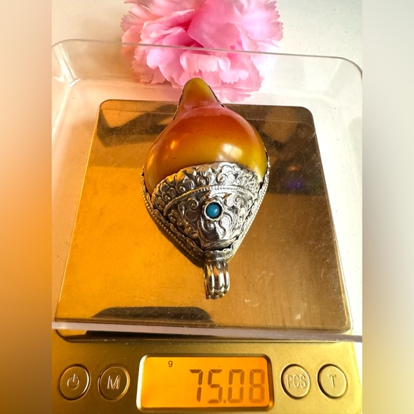 Beautiful unique hand carved Amber tone with tibetan silver pendent mango shape - Picture 7 of 7